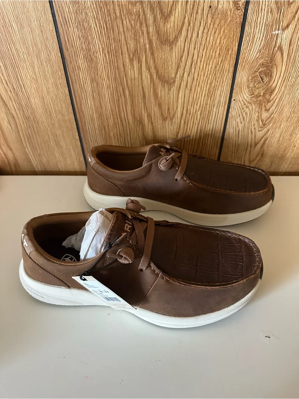 Ariat Hilo’s Men's Buckeye Brown Casual Slip On Loafers